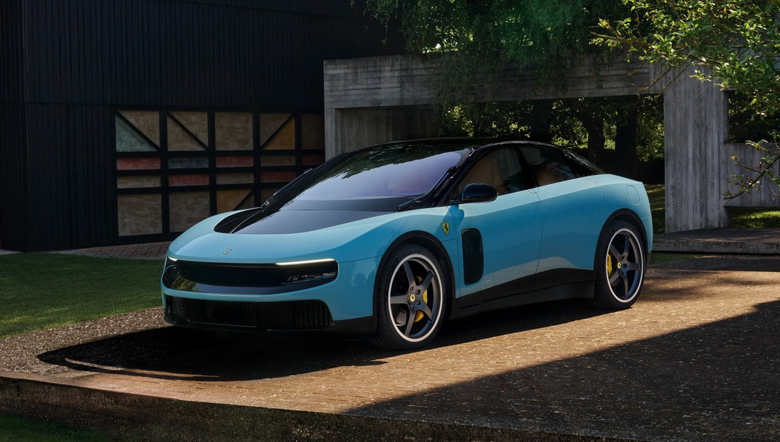 Ferrari dévoile "La Luce", et ose le 100% electrique 
